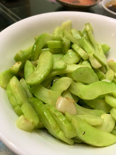 香蒜炒越瓜 的食譜成品照片
