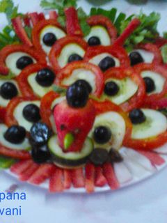 સલાડ (Salad Recipe In Gujarati) રેસીપી મુખ્ય ફોટો