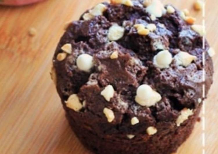 Chocolate custard muffin