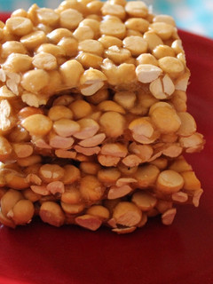 A picture of Daliya Chikki /Fried Gram Dal Chikki.