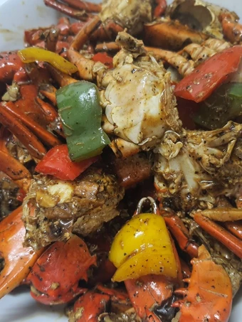 Cara Mudah Membikin Resep Kepiting Lada Hitam yang Uenak Anti Ribet, Bikin Ngiler
