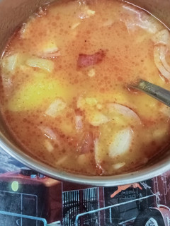 आलू प्याज़ टमाटर की सब्जी(aloo pyaz tamater ki sabzi recipe in hindi) रेसिपी मुख्य फोटो