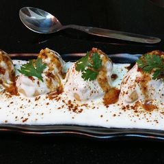 A picture of Soyabean Special Dahi Bhalle.