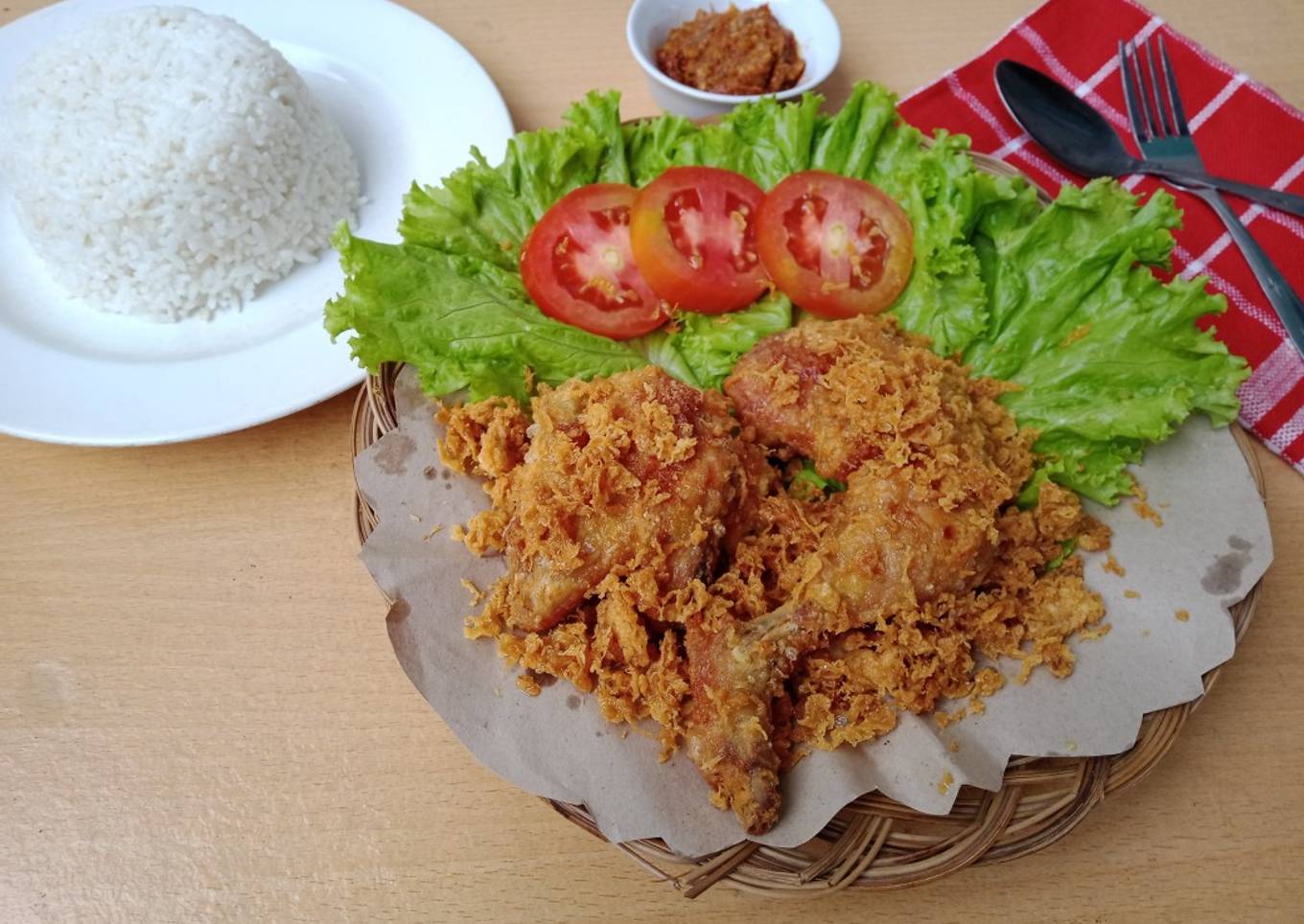 Ayam Goreng Kremes Ala Mbok Berek