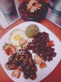 A picture of Valentine breakfast keto-Diet Breakfast.