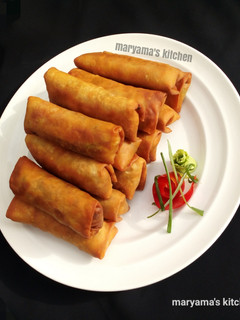 A picture of Pastry spring rolls.