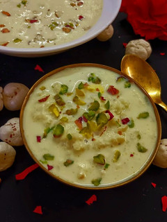 मखाना खीर (Makhana kheer recipe in hindi) रेसिपी मुख्य फोटो
