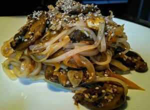 Una foto de PAD THAI De Champignones...!