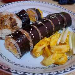 รูปของ Sushi tuna mayo