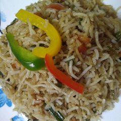 A picture of Mix veg Chinese fried rice.