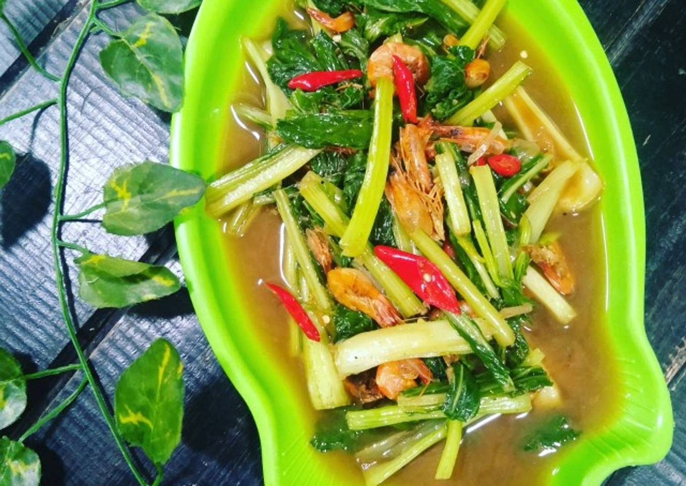 Tumis sawi udang kecap