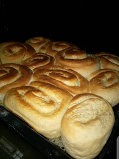 A picture of Yema rolls.