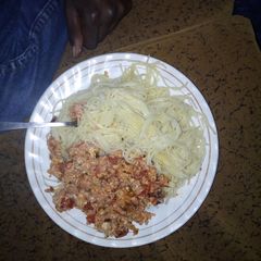 A picture of Spaghetti mayai.
