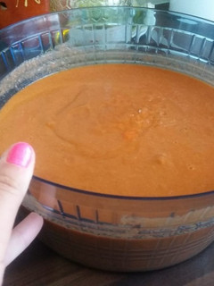 Una foto de Salmorejo de tomate con mejillones😋