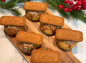 Foto principal de Cookies de Lotus y chocolate blanco en Airfryer - Adviento Navidad Cookpad