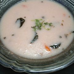 A picture of Beetroot kadhi.