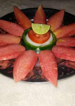 A picture of Sunflower salad.