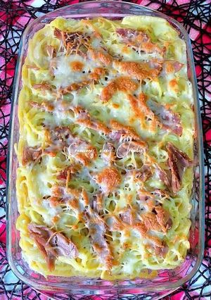 Una foto de Espaguetis gratinados con atún rojo en conservas y bypsa