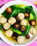 Canh Cải Thìa Thịt Viên Nấm