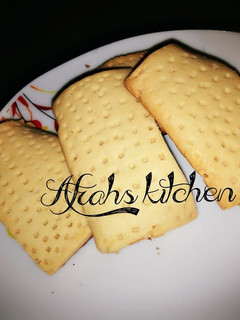 A picture of Short bread come cookies.