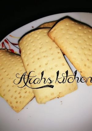 A picture of Short bread come cookies.