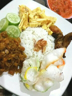 Foto resep Nasi uduk magic com