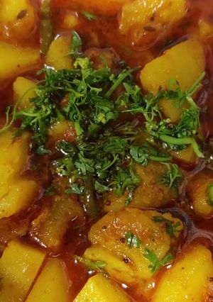 A picture of Batata Nu Shaak (Gujarati Style Potato Sabzi).