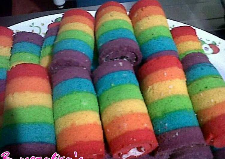 Mini Rainbow Roll cake ala "by Monalika's