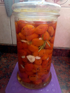 Una foto de Tomates Cherry confitados