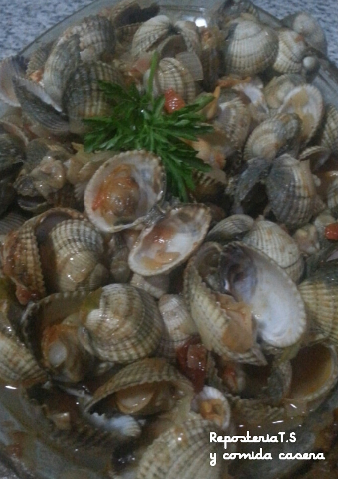 Una foto de Berberechos al horno