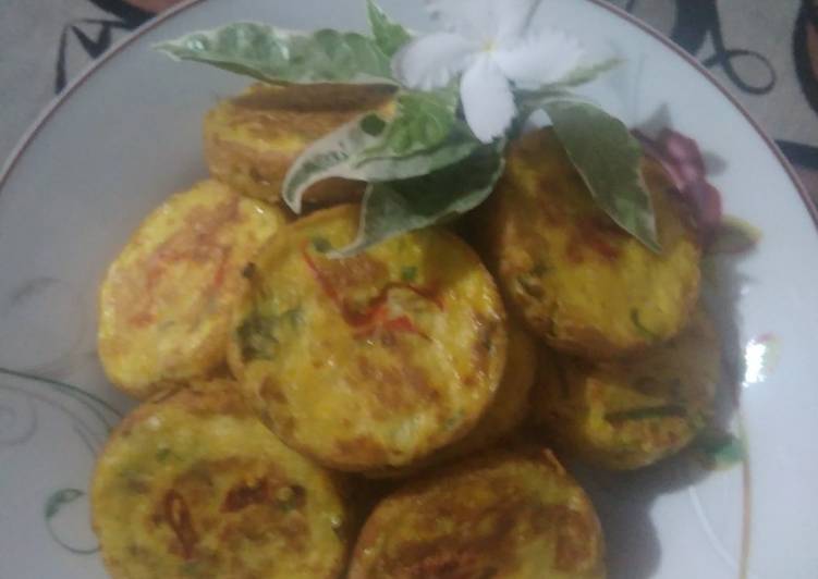 Bahan mengolah Tahu telur lurik merah yang simpel