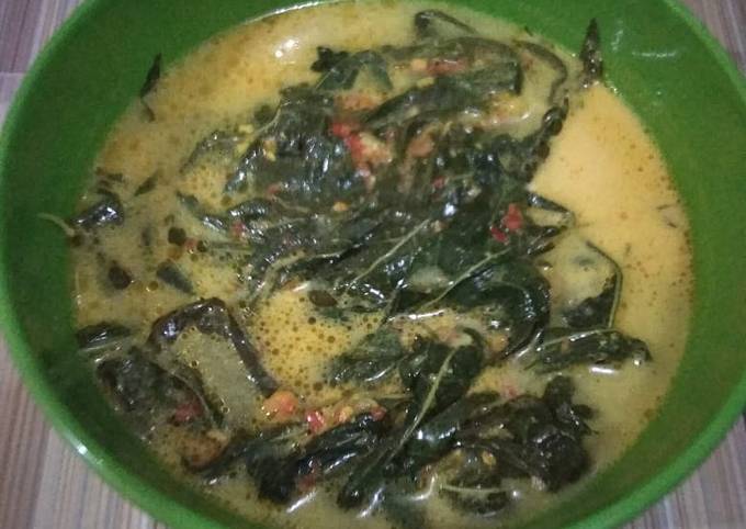 Sayur santan daun singkong