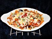 Una foto de salsa roquefort con cebolla