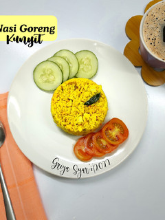 Foto resep Nasi Goreng Kunyit
