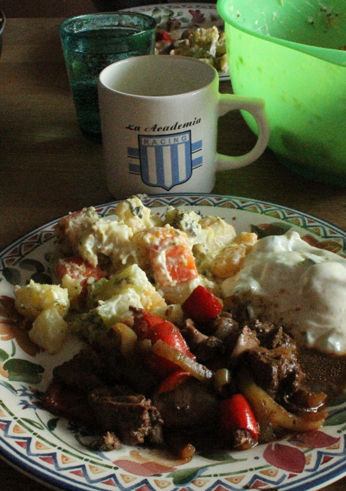 Una foto de Almuerzo Quatrophenico y Racinguista