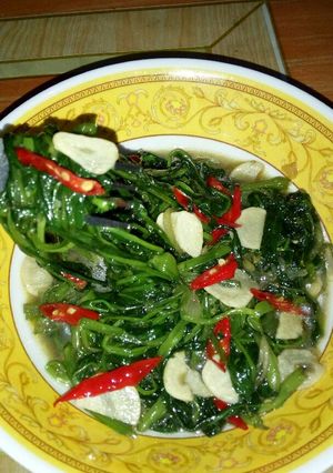 Foto resep Cah Kangkung Trasi Pedas