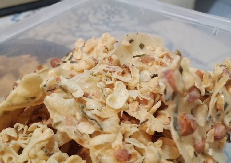 Peyek kranci tanpa santan