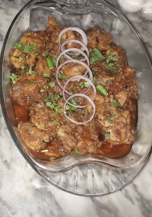 A picture of Chicken Achari.