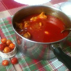 A picture of Fish curry with tamarind.