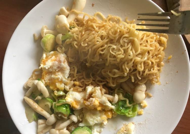 Langkah Mudah untuk Menyiapkan Mie Goreng yang di Goreng lengkap Sayuran Anti Gagal