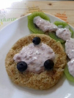 Una foto de Tortita de avena y yogurt