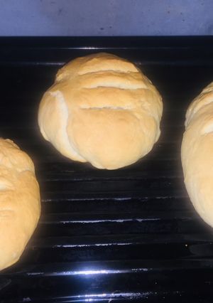 Una foto de Pan casero. SÚPER FÁCIL!🤩