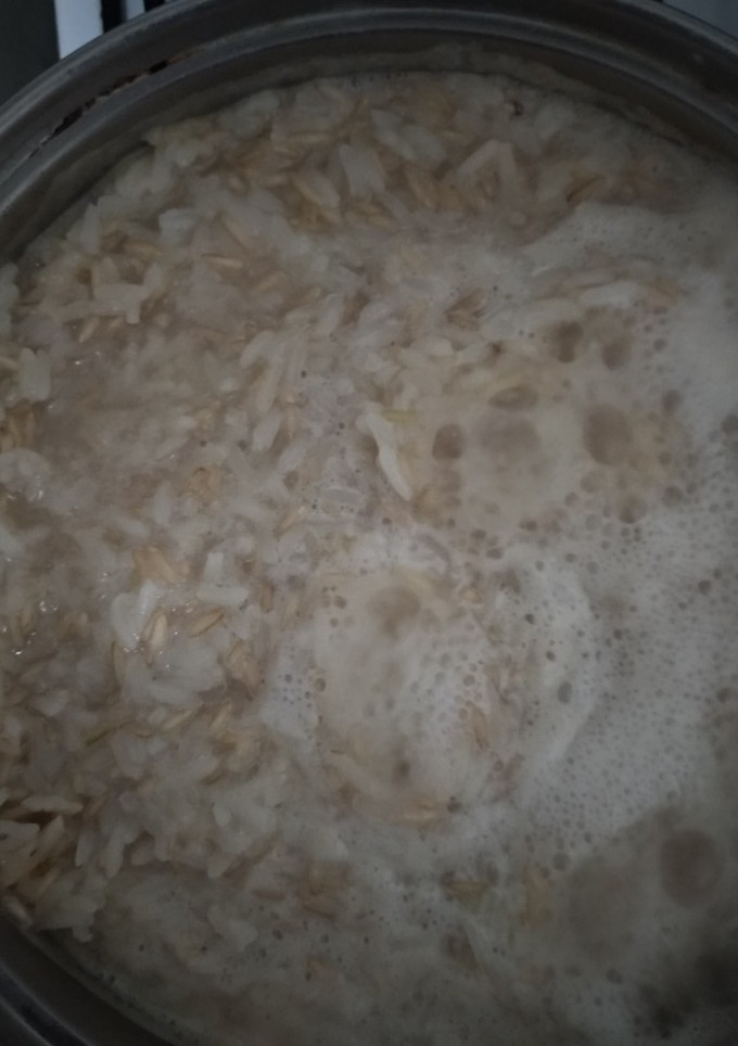 Una foto de Sopa de 2 arroces vegetariano😋😚👍