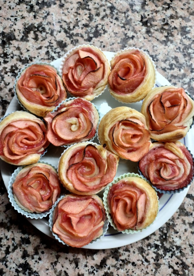 Una foto de Roses de Sant Jordi sense sucre