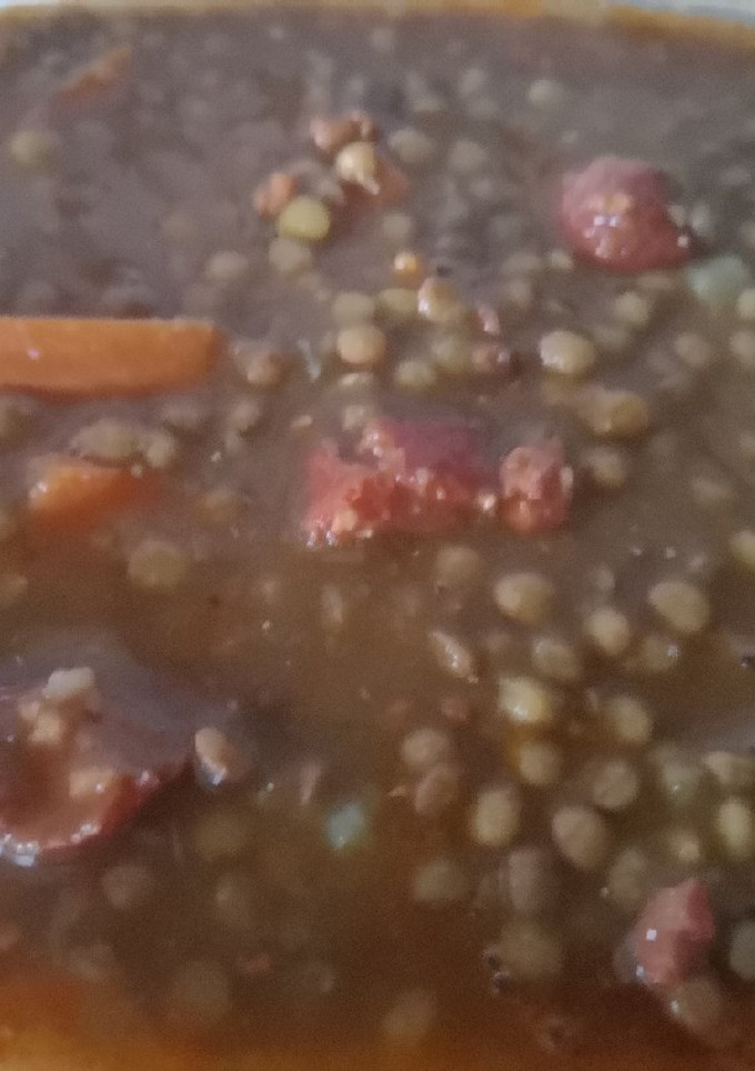 Una foto de Lentejas con chorizo a mi manera