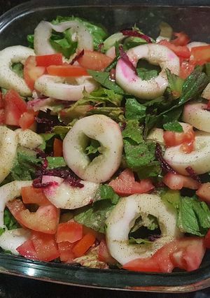 Una foto de 🥗Ensalada de Lechuga, Pepino, Remolacha