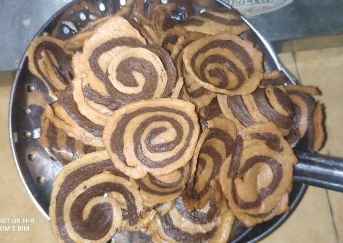 Yuk intip, Cara mudah bikin Kuping gajah asli ngeprul hidangan Idul Fitri yang nagih banget