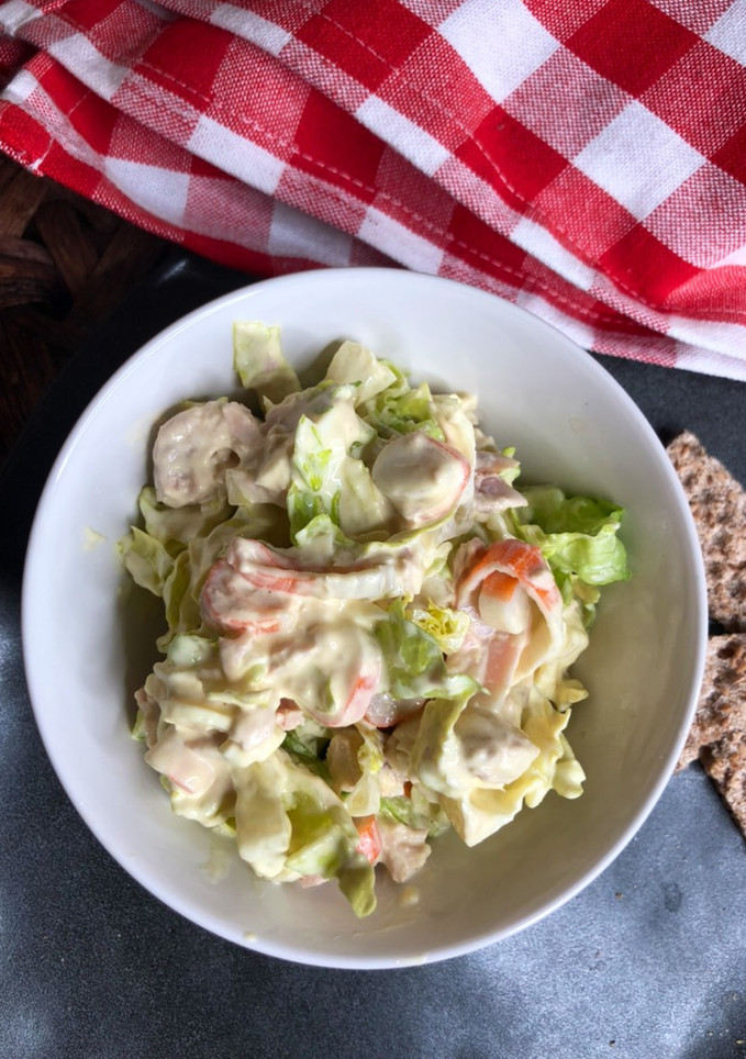 Una foto de Ensaladilla de cangrejo