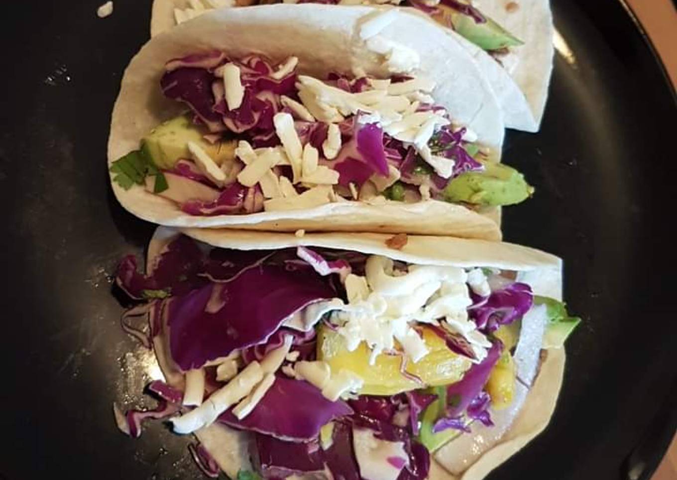 Chicken vegetable spicy tacos