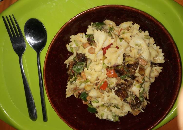 Recipe of Perfect Pasta salad with ripe plantain and shrimps